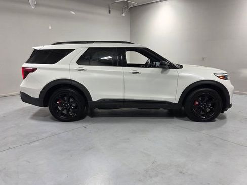 Used 2024 Ford Explorer ST w/ Equipment Group 401A AWD/4WD image 14