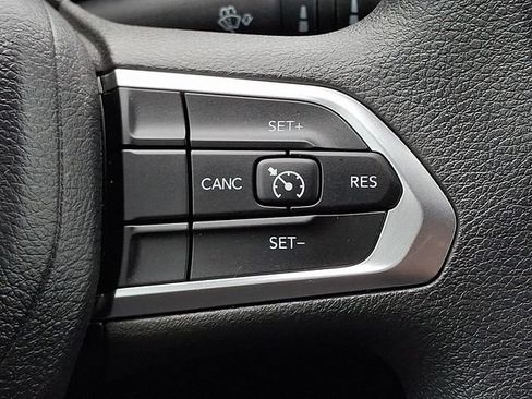 Used 2023 Jeep Compass Sport AWD/4WD image 24