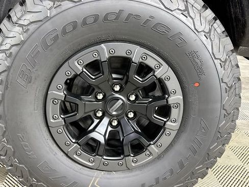 New 2025 Ford Bronco Raptor image 30