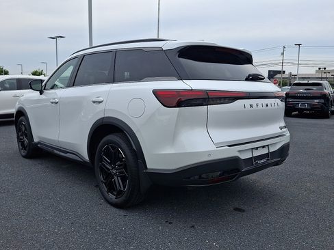 Certified 2026 INFINITI QX60 Sport w/ Dark Cargo Package AWD/4WD image 4