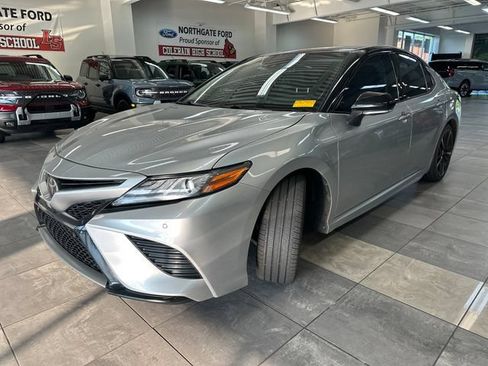 Used 2018 Toyota Camry XSE w/ Driver Assist Package FWD image 13
