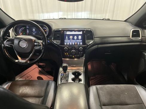 Used 2022 Jeep Grand Cherokee Laredo X AWD/4WD image 5