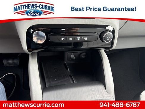 New 2025 Ford Escape SE w/ PHEV Premium Package image 21