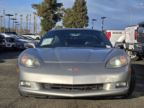 Used 2006 Chevrolet Corvette Coupe w/ Preferred Equipment Group image 2