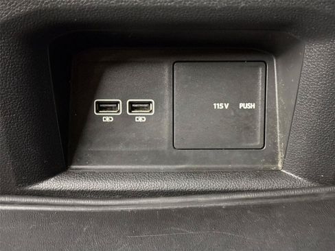 Used 2021 Volkswagen Atlas SE w/ Panoramic Sunroof Package FWD image 35