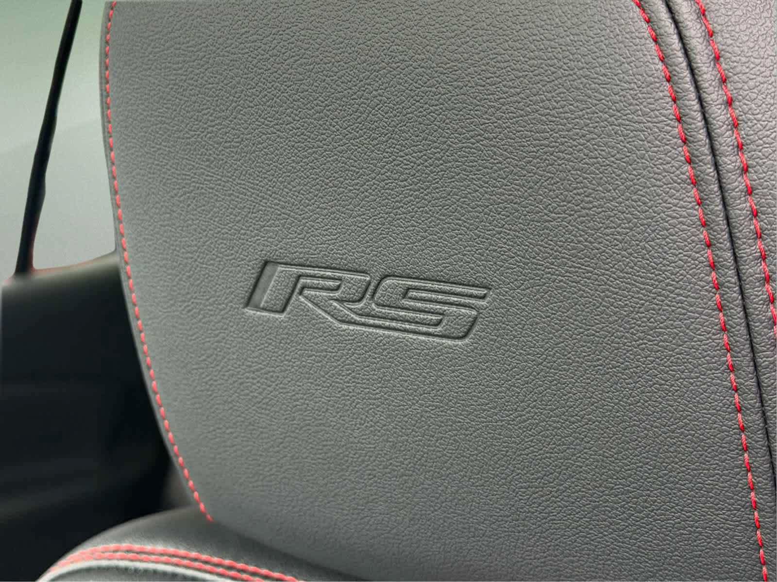 New 2026 Chevrolet Traverse RS w/ LPO, Floor Liner Package FWD image 7
