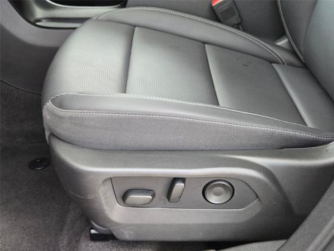 Used 2025 Buick Envision Preferred AWD/4WD image 28