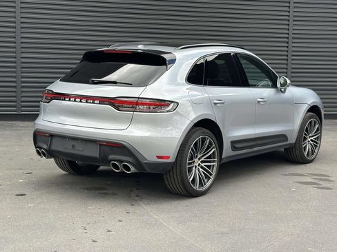 Certified 2026 Porsche Macan AWD/4WD image 5