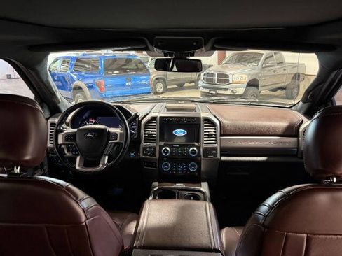 Used 2017 Ford F350 Platinum w/ Platinum Ultimate Package image 18