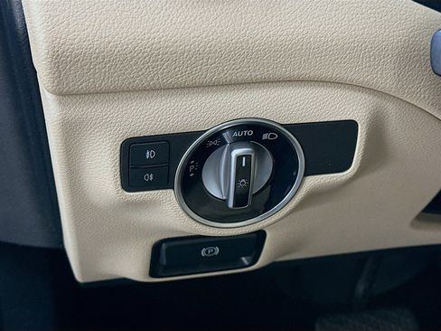 Used 2016 Mercedes-Benz GLA 250 4MATIC image 17