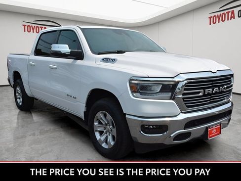 Used 2023 RAM 1500 Laramie AWD/4WD image 7