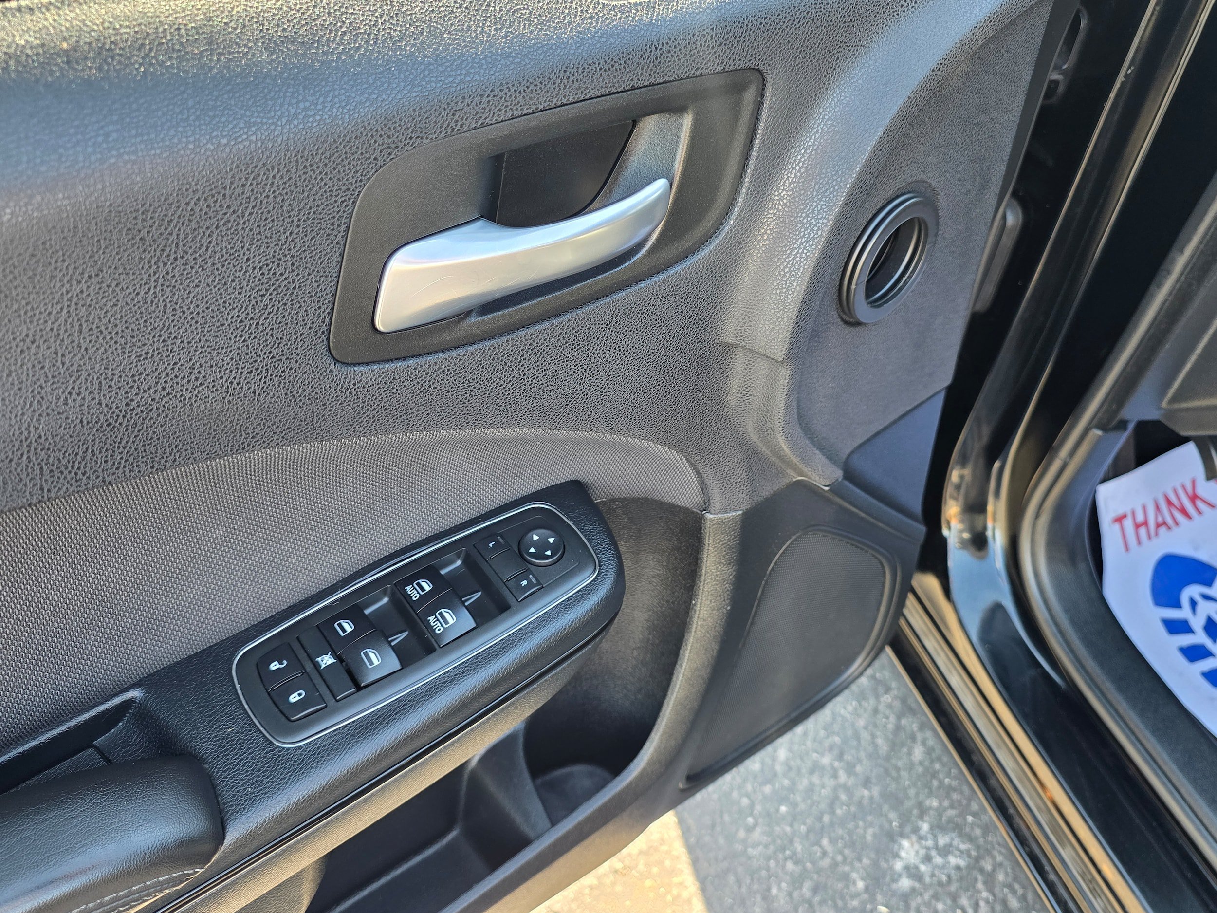 Used 2017 Dodge Charger SXT RWD image 12