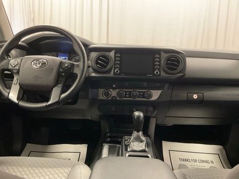 Used 2022 Toyota Tacoma SR image 10