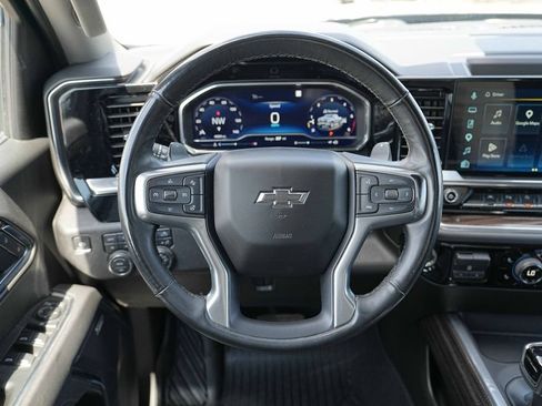 Used 2025 Chevrolet Silverado 1500 RST AWD/4WD image 32