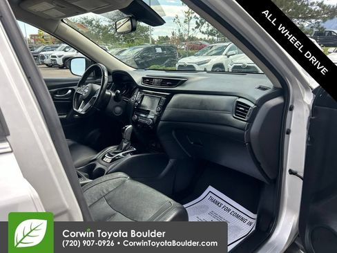 Used 2018 Nissan Rogue SL AWD/4WD image 11