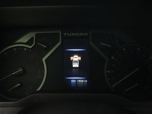 Used 2022 RAM 1500 Big Horn AWD/4WD image 11