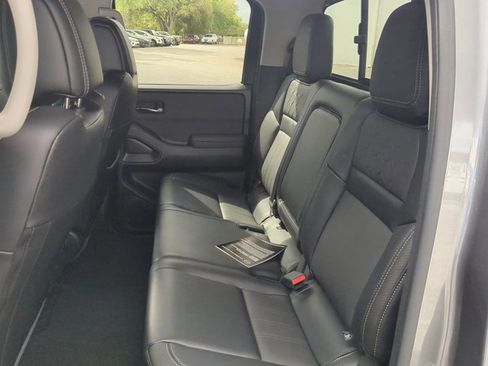 Certified 2024 Nissan Frontier SL w/ Technology Package image 14