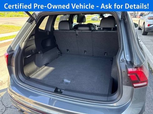 Certified 2024 Volkswagen Tiguan SE R-Line AWD/4WD image 23