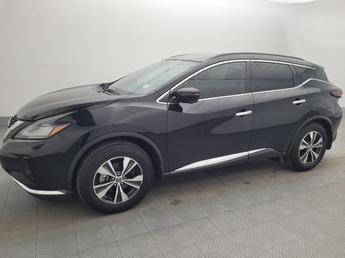 Used 2019 Nissan Murano SV w/ Premium Package image 2