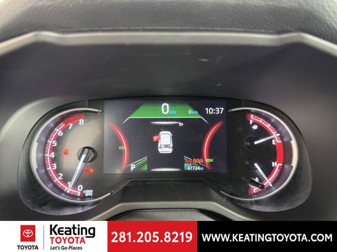 Certified 2024 Toyota RAV4 XLE image 25