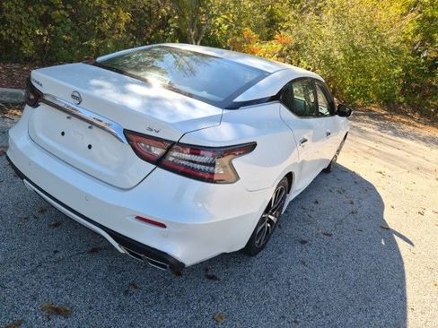 Used 2023 Nissan Maxima SV w/ Floor Mat Group image 8