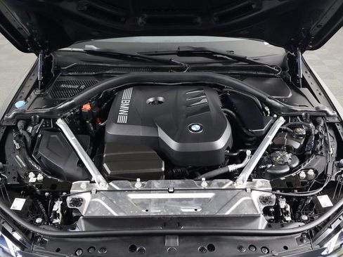 Used 2025 BMW 430i xDrive w/ M Sport Package image 15