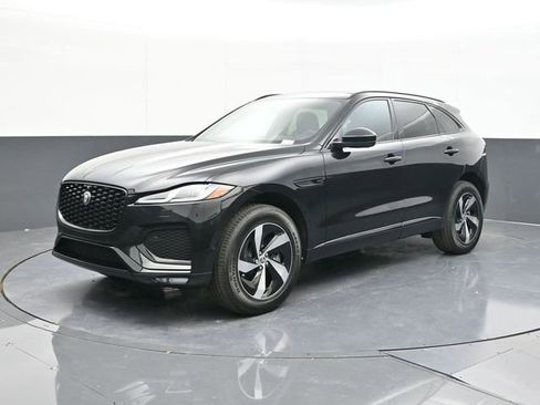 Used 2026 Jaguar F-PACE R-Dynamic S image 4
