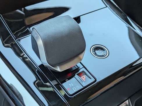 New 2026 Land Rover Range Rover Sport Autobiography AWD/4WD image 22