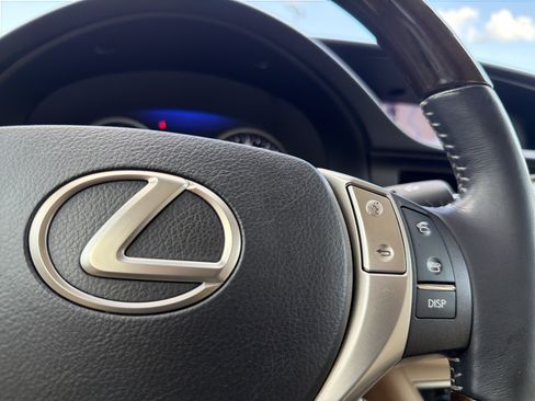 Used 2013 Lexus ES 350 FWD image 10