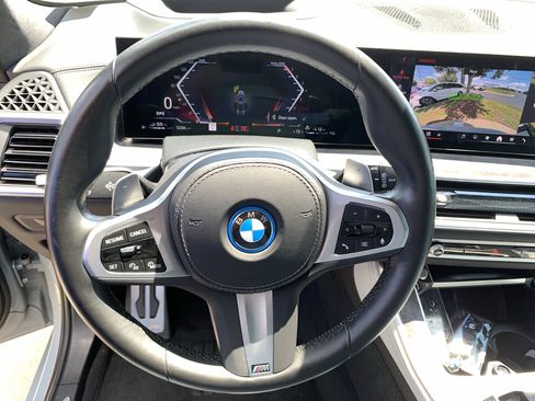 Used 2024 BMW X5 xDrive50e w/ Executive Package AWD/4WD image 18