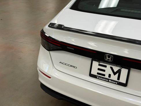 Used 2024 Honda Accord Sport image 12