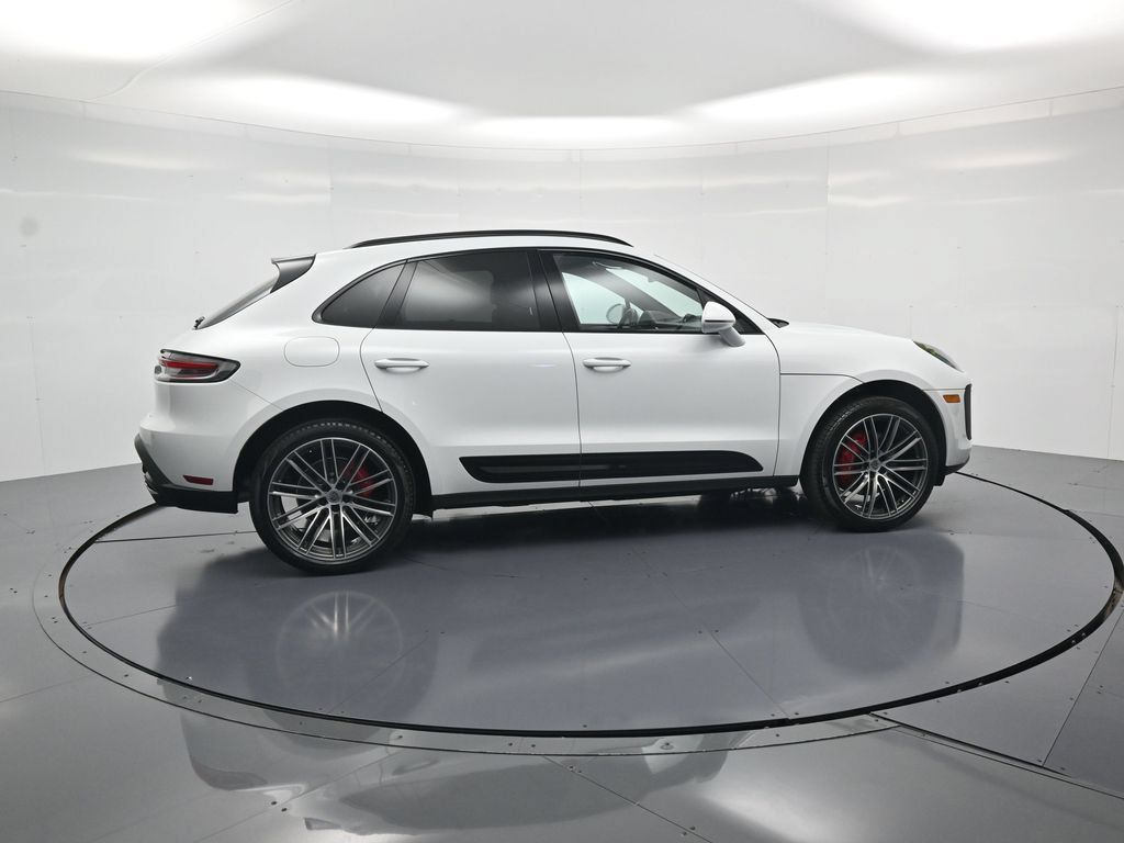 Certified 2026 Porsche Macan S AWD/4WD image 43