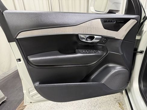 Used 2022 Volvo XC90 T6 Inscription w/ Advanced Package image 20