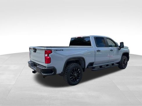Used 2025 Chevrolet Silverado 2500 Custom w/ Custom Convenience Package AWD/4WD image 3