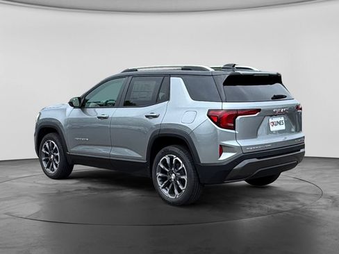 New 2027 GMC Terrain Elevation w/ Elevation Premium Package AWD/4WD image 6