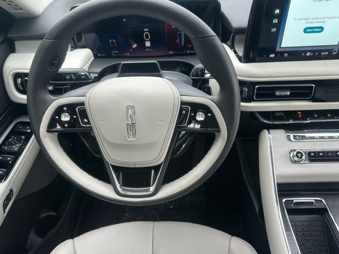 New 2026 Lincoln Aviator Reserve w/ Jet Appearance Package RWD image 12