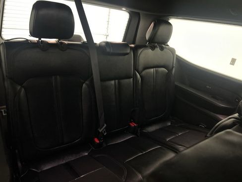 Used 2024 Jeep Wagoneer Series II w/ Flexible Seating Group AWD/4WD image 18