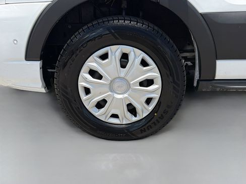 Used 2023 Ford Transit 350 XLT RWD image 41