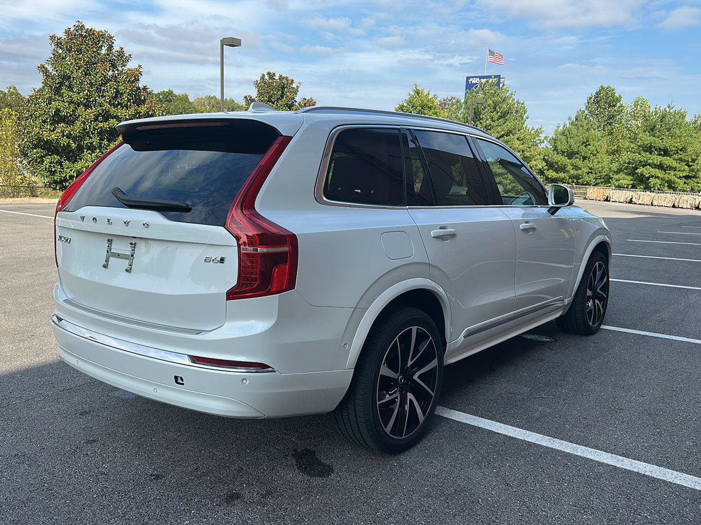 Used 2023 Volvo XC90 B6 Plus w/ Protection Package Premier AWD/4WD image 5