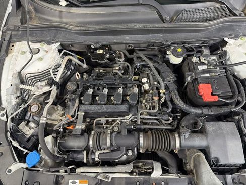 Used 2021 Honda Accord Sport image 8