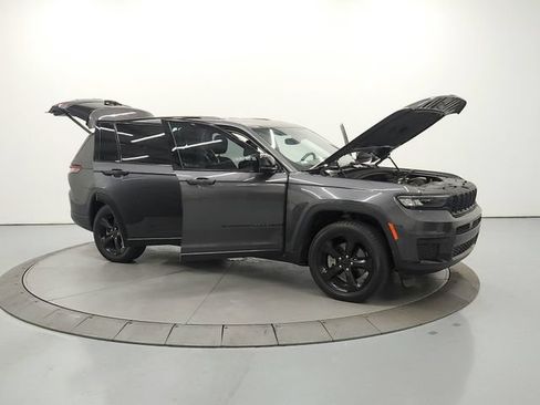 Used 2021 Jeep Grand Cherokee L Laredo AWD/4WD image 10