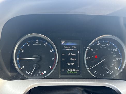 Used 2018 Toyota RAV4 Limited w/ Advanced Technology Package AWD/4WD image 6