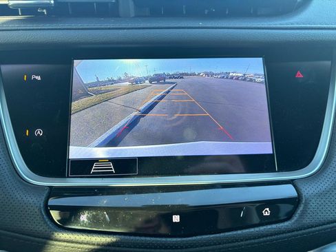 Used 2020 Cadillac XT5 Luxury image 23