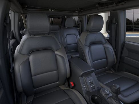 New 2025 Ford Bronco Outer Banks image 10