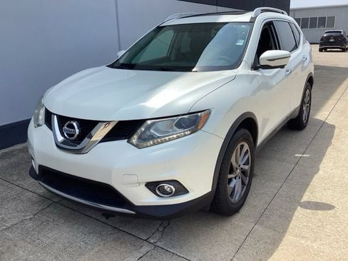 Used 2016 Nissan Rogue SL w/ SL Premium Package AWD/4WD image 2