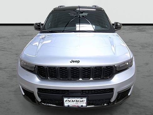New 2025 Jeep Grand Cherokee L Limited w/ Trailer Tow Package image 6