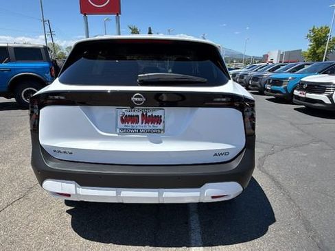 New 2026 Nissan Kicks SV AWD/4WD image 5