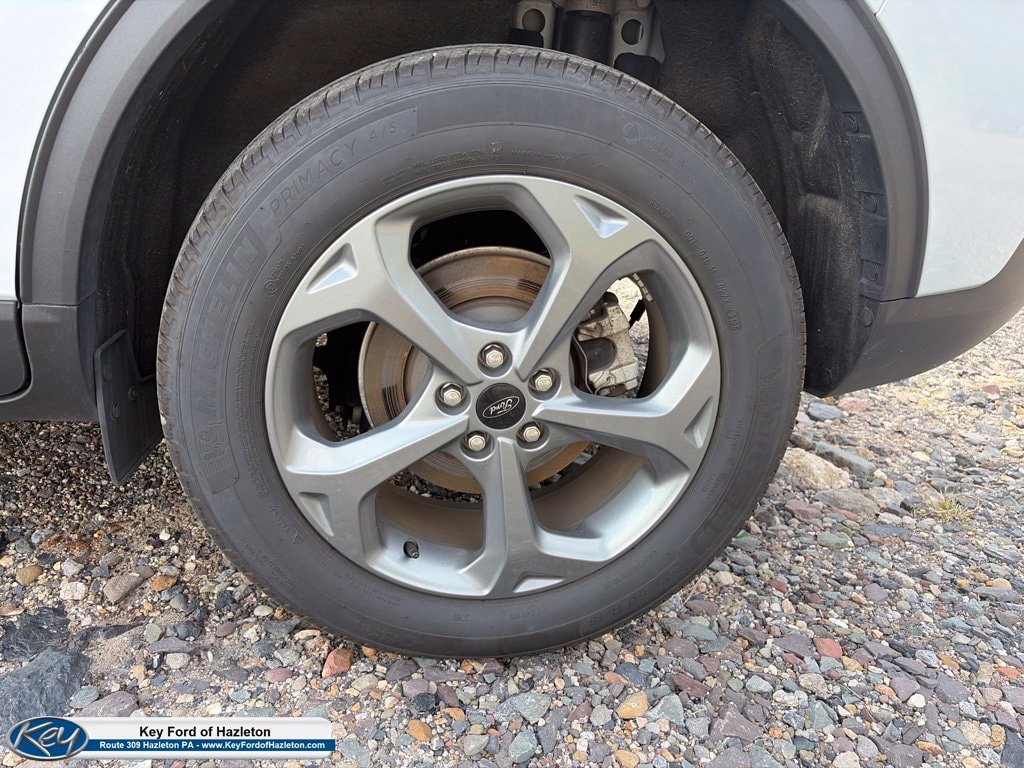 Used 2025 Ford Escape ST-Line AWD/4WD image 8
