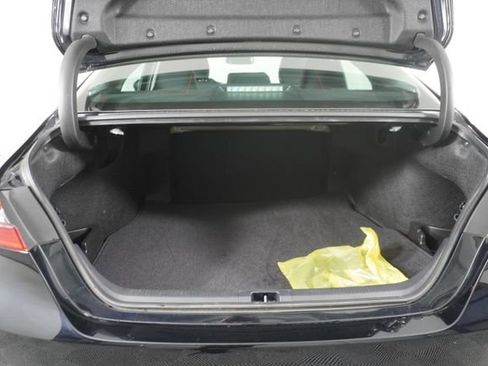 Used 2024 Toyota Camry SE w/ Convenience Package image 37