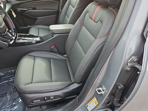 New 2026 Chevrolet Trax RS w/ Driver Confidence Package image 21